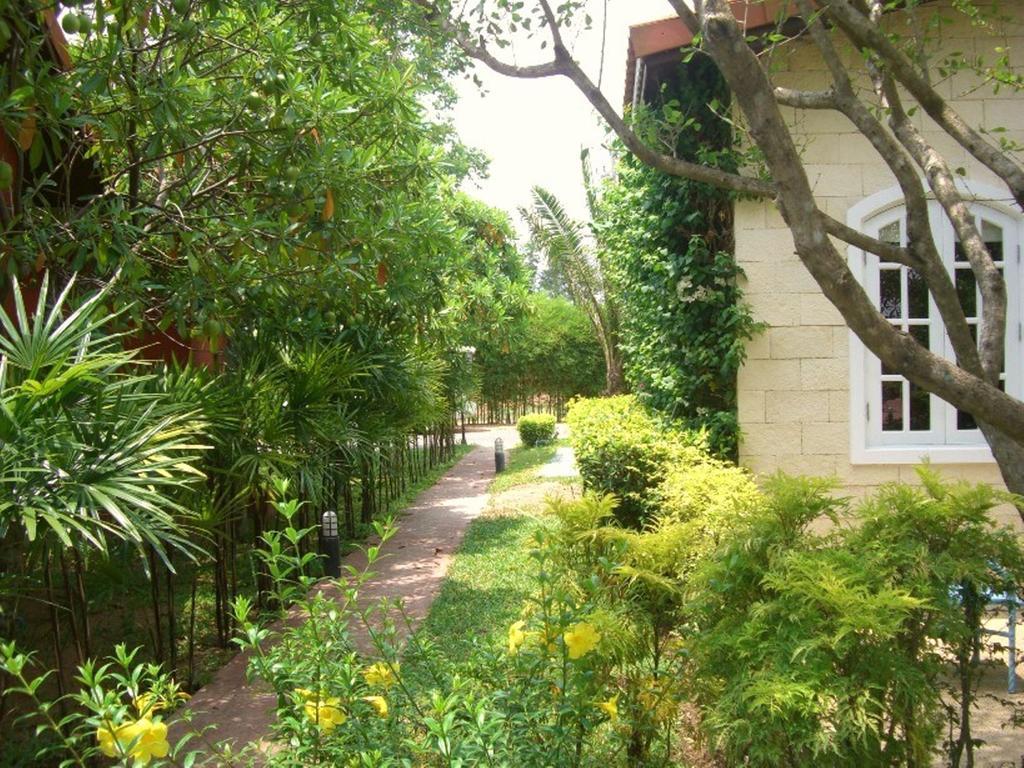 Pictory Garden Resort Sattahip Εξωτερικό φωτογραφία