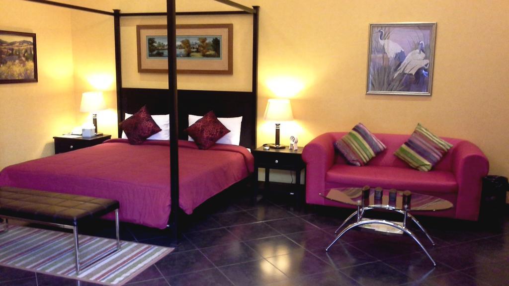 Pictory Garden Resort Sattahip Εξωτερικό φωτογραφία