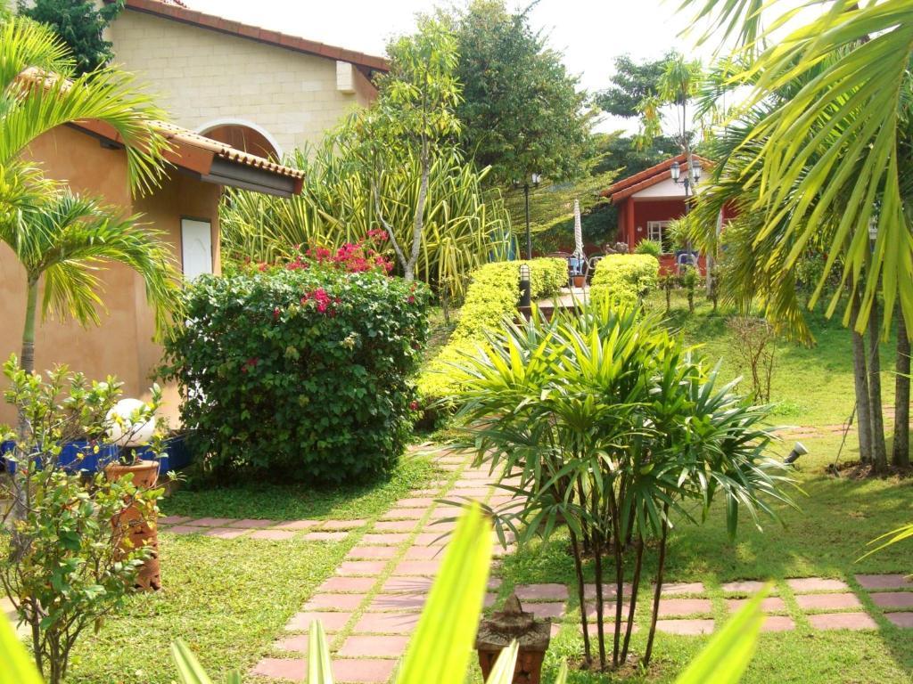 Pictory Garden Resort Sattahip Εξωτερικό φωτογραφία